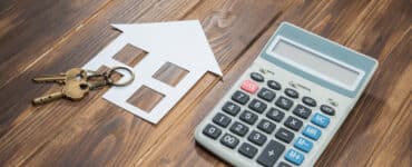 Looking at fixed rate mortgages vs variable rate mortgages