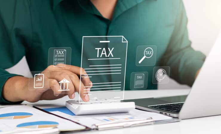 Should You File Your Taxes Early?
