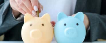 How to Prioritize Retirement Savings with Emergency Savings
