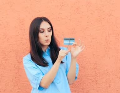 wait before you cancel your credit cards