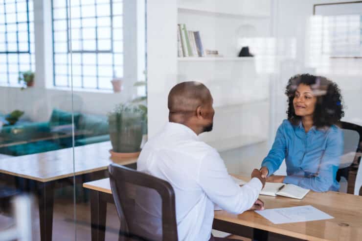 How to Negotiate Salaries and Raises Effectively 