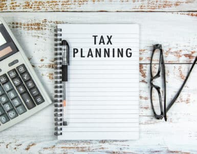 Why Smart Taxpayers Start Planning in Summer 