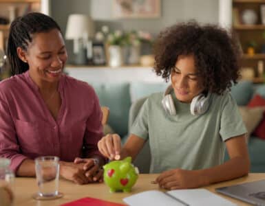 Good Money Habits to Teach Your Teen