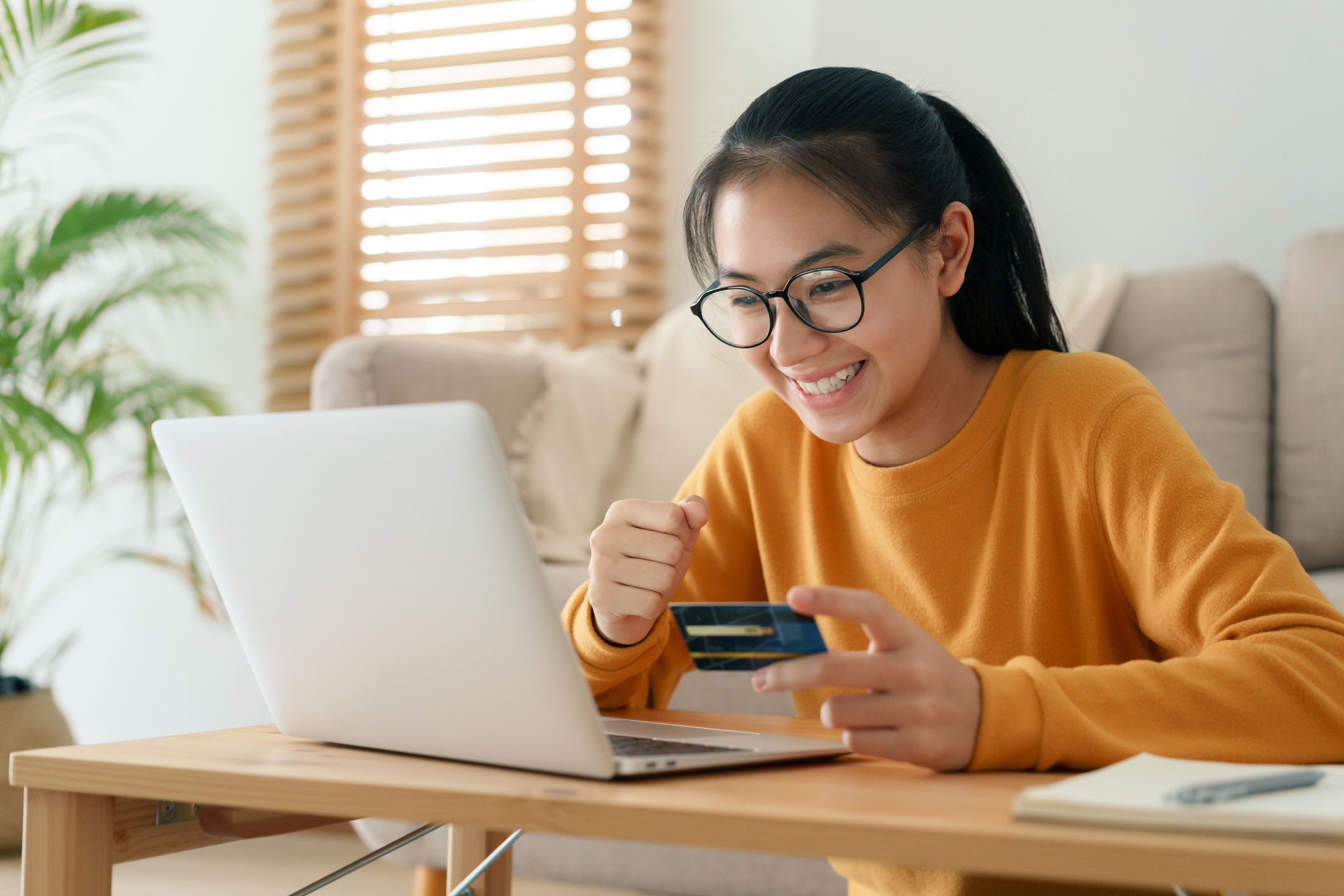 What is a Thin Credit File? How Lenders See It Differently Than No Credit at All